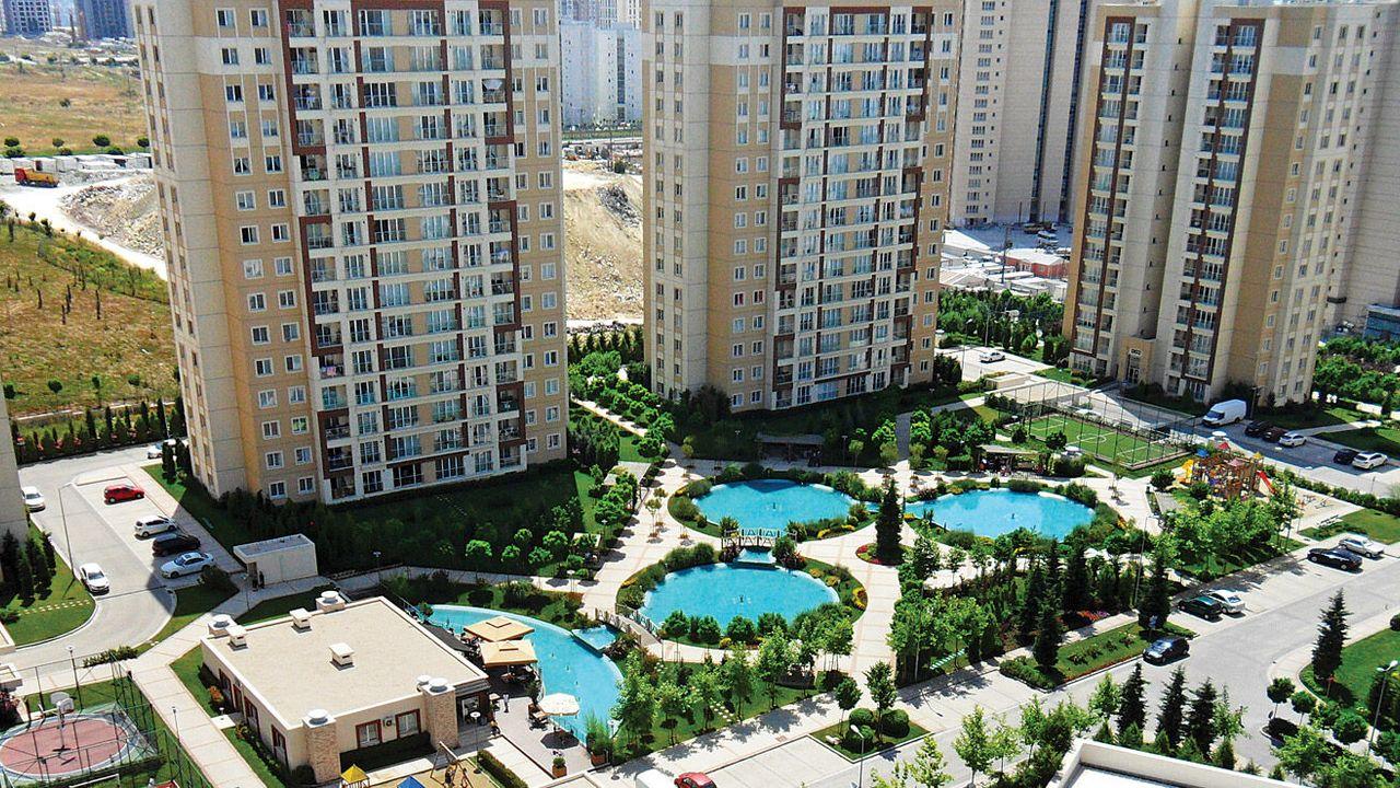 بيزيم إيفلر 12 إسبرطة كوله
